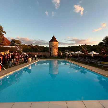 Hotel Les Dependances Du Chateau Cornu Vignieu
