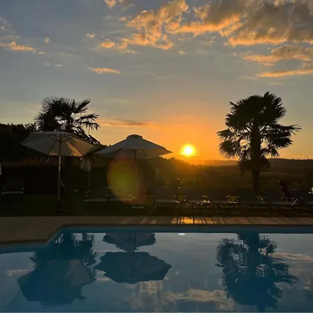 Hotel Les Dependances De Cornu 3*