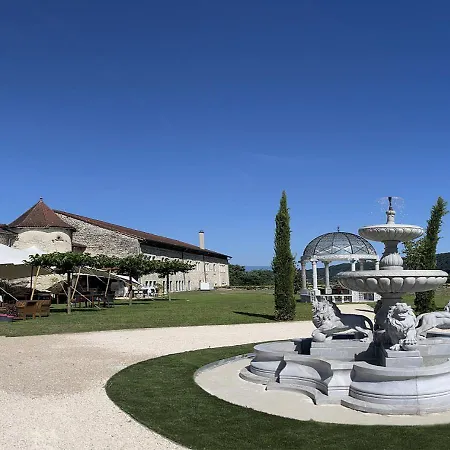 Les Dependances Du Chateau Cornu Hotel