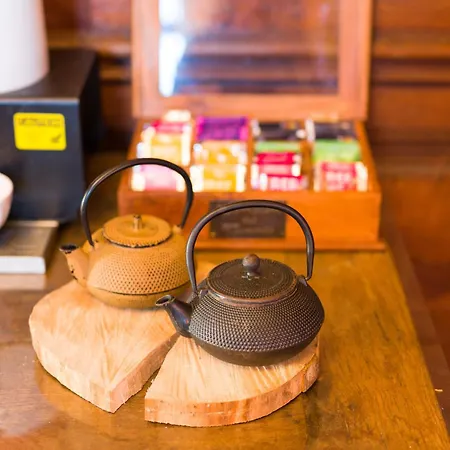 Les Dependances De Cornu Hotel