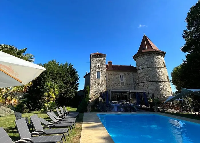 Les Dependances Du Chateau Chapeau Cornu Szálloda Vignieu